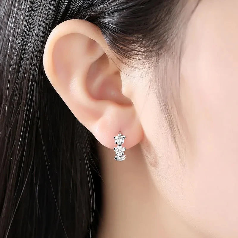 925 Sterling Silver Needle Earrings Crystal Zircon Flower Cute Stud
